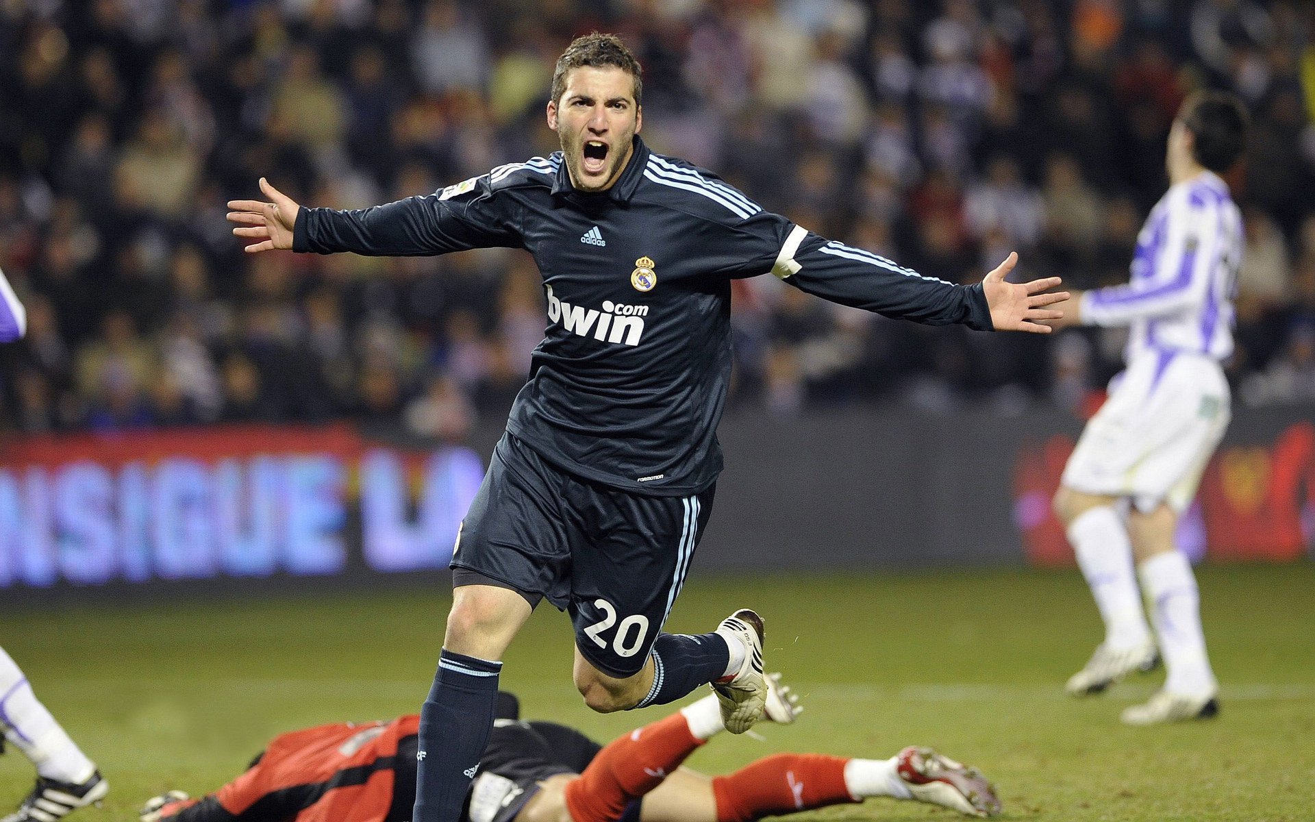 东决关键战焦点战，皇家社会末节带走摩纳哥，一场关于时间的终极博弈