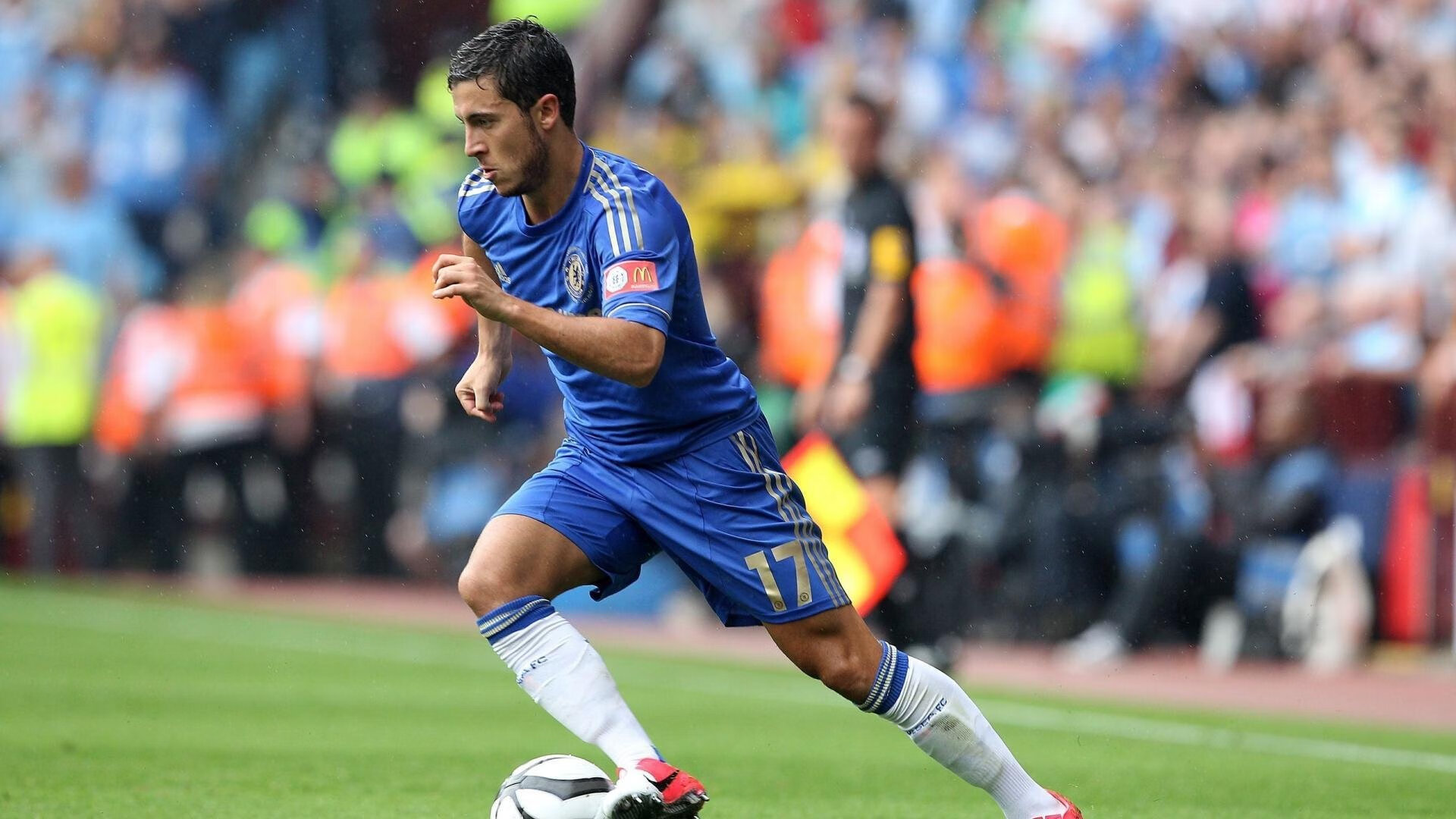 广东队节奏掌控雄鹿，福克斯在欧冠决赛接管比赛